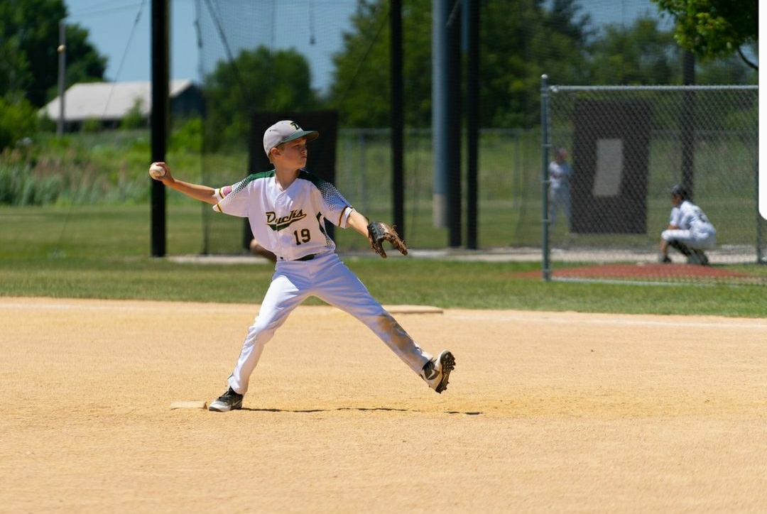 9u-kcbl-1.jpg